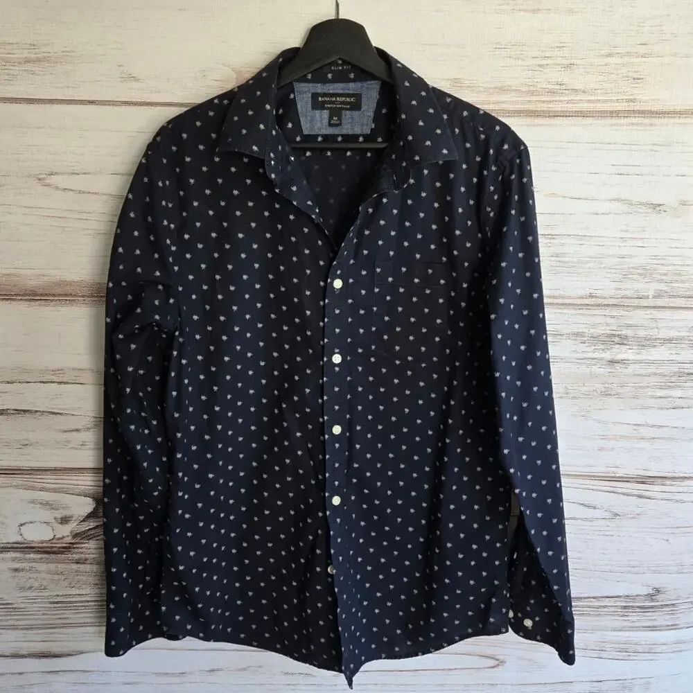 Banana Republic Soft Wash Streatch Long Sleeve Navy Blue Button down Shirt sz M